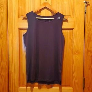 Reebok Tank Top Large Burgundy